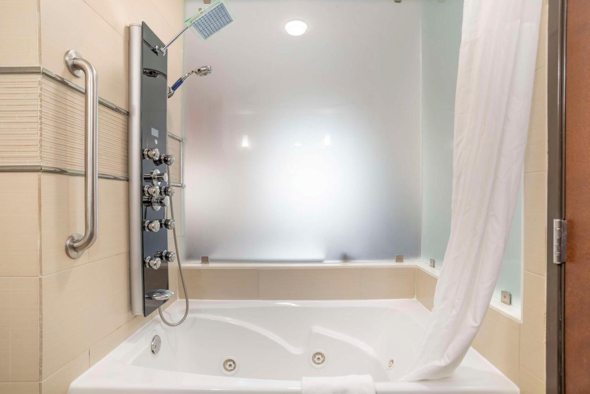 Best Western Plus Flowood Inn & Suites Kültér fotó